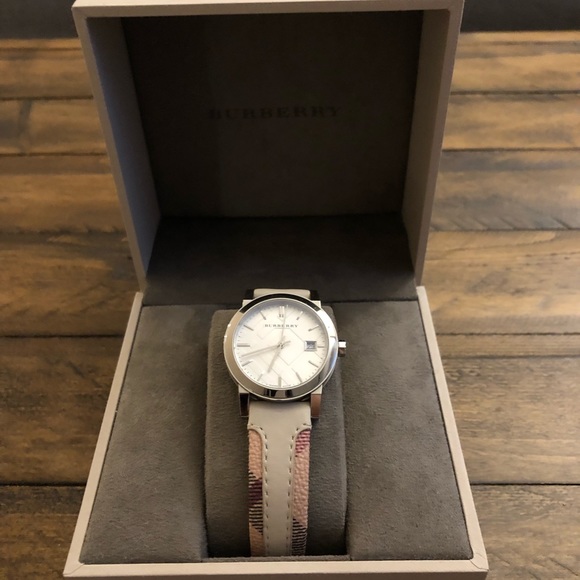 Burberry Watch - Picture 2 of 6